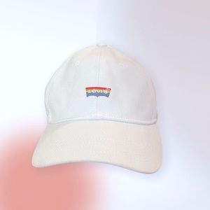 UN LEVI STRAUSS & CO.  HAT